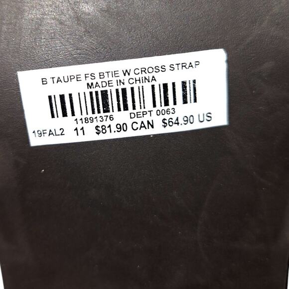 Torrid 11W Brown Women's Chelsea Ankle Boots 3 Inch High Heel Shoe 11 W Wide - Picture 4 of 11